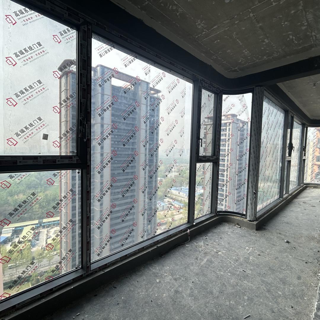郑州新泓源门窗工厂封阳台（陈青）