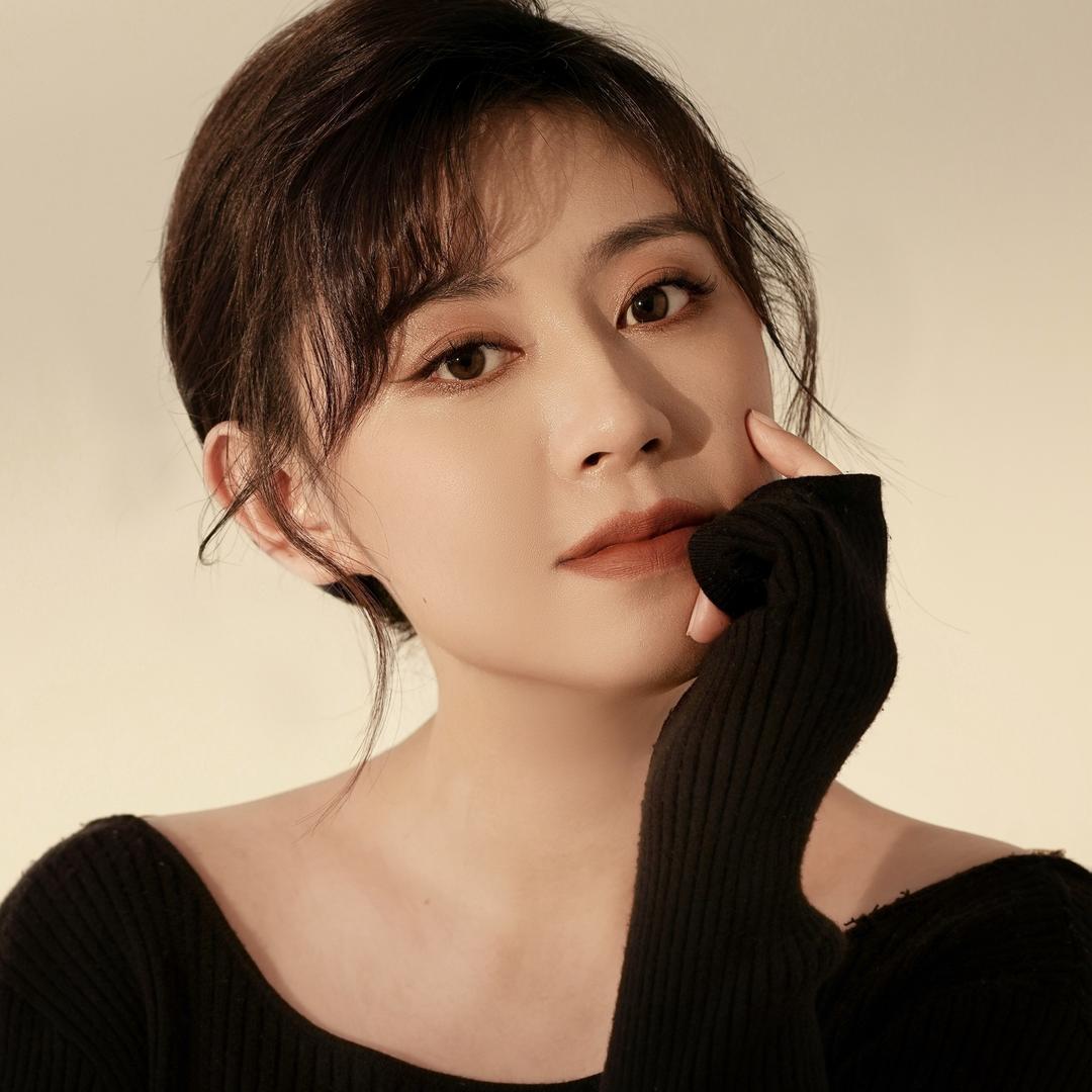 爱弹琴的香香子