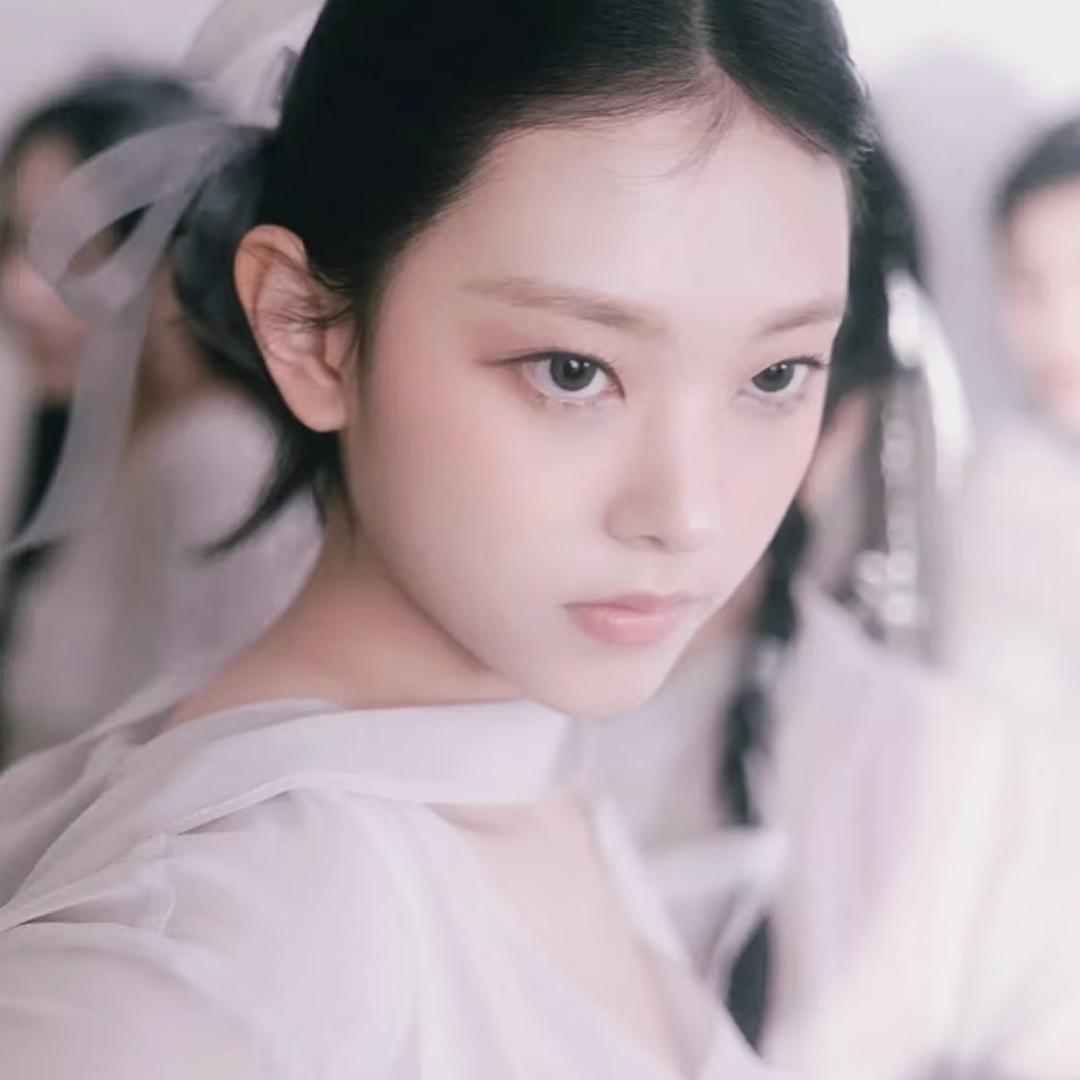 Yy