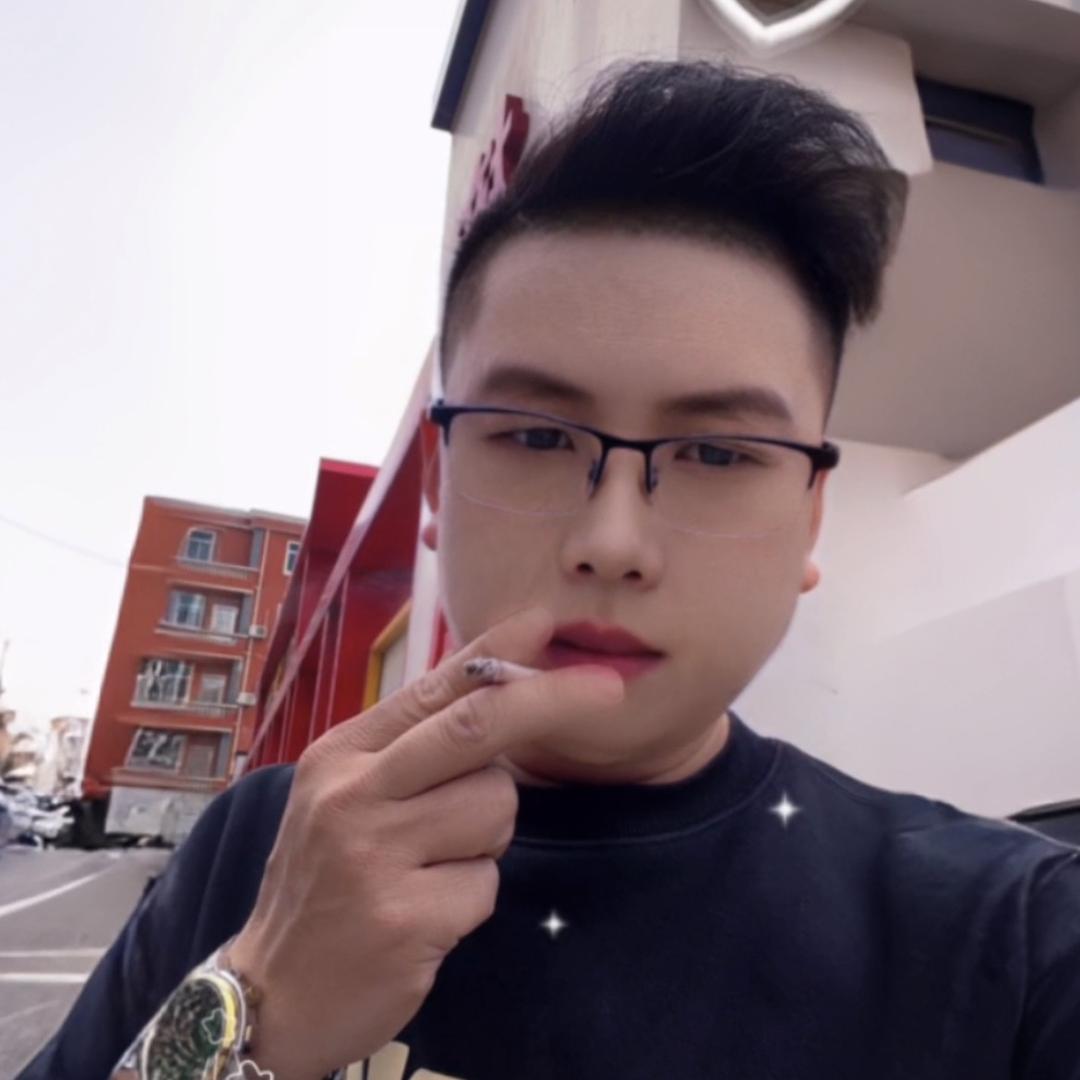 箫一龙