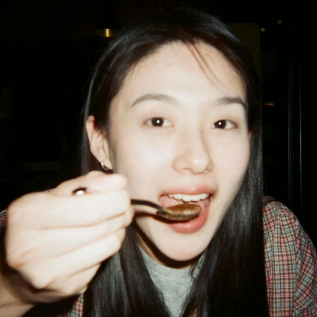 丁莹_