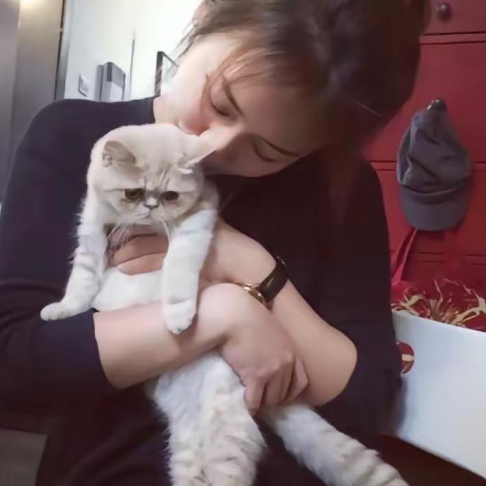 觉的自己装逼很帅吗