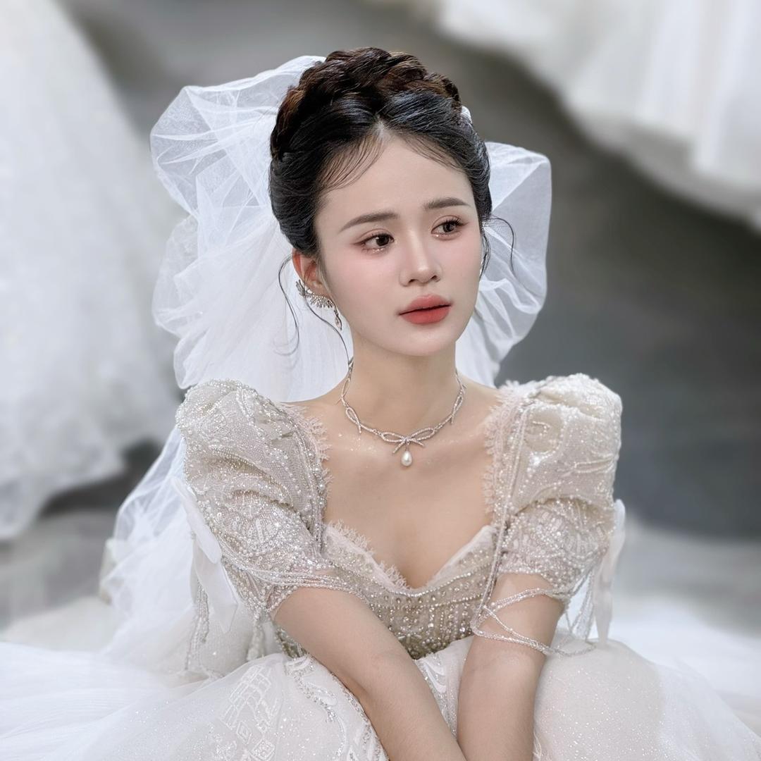 化妆师 梦琪