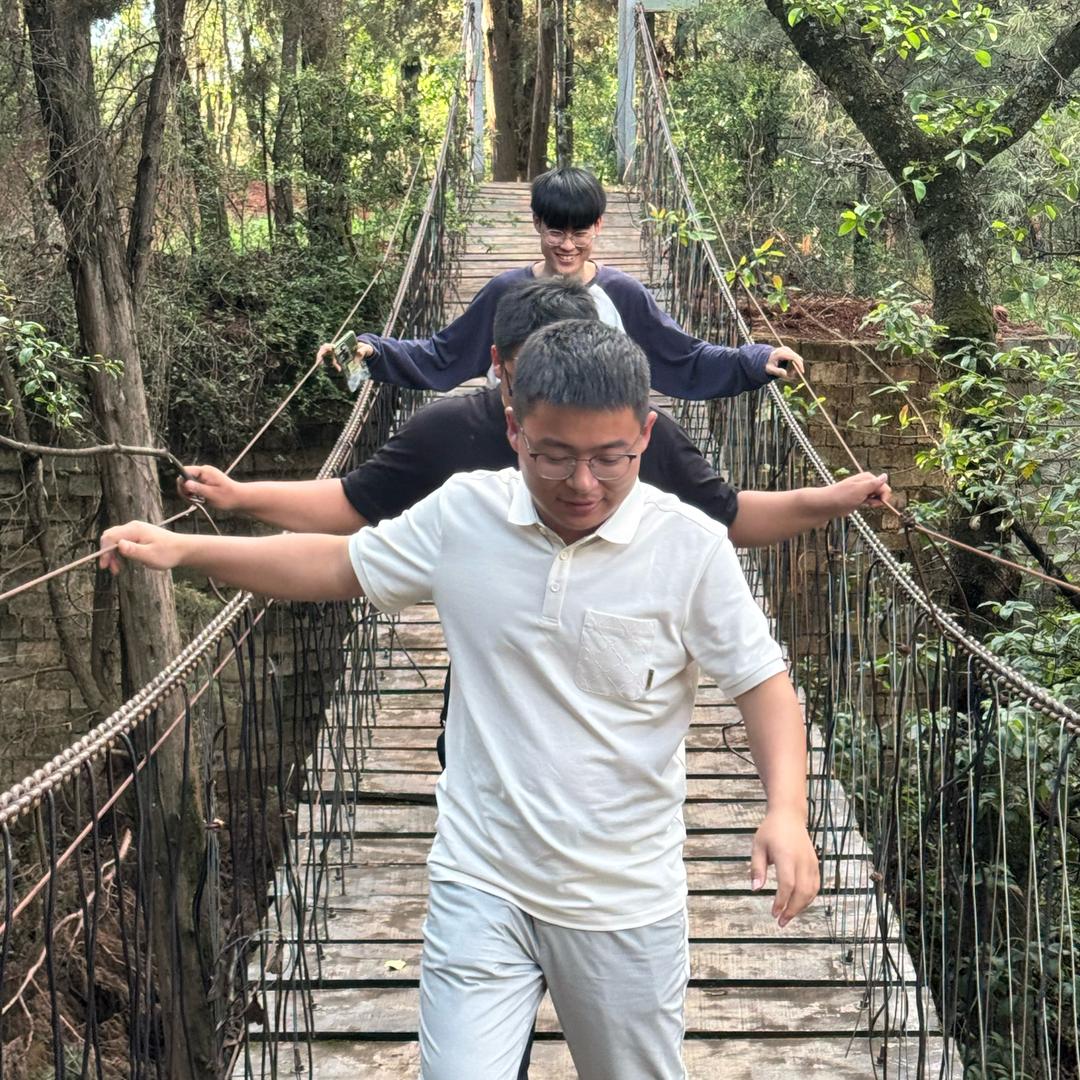 昆明市卫生学校李老师