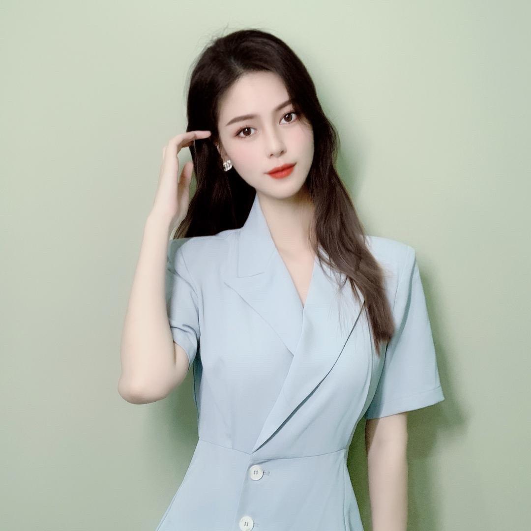 依彤妹妹✨