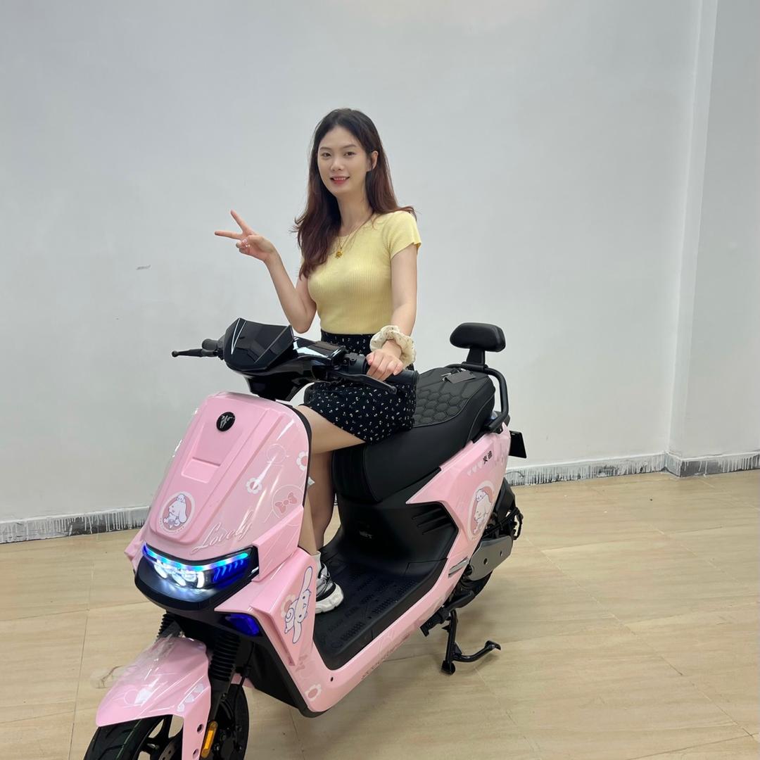 深圳电动车瑶妹