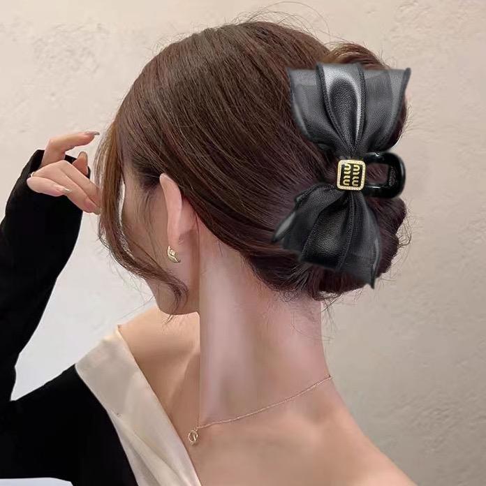 简慕轻奢饰品