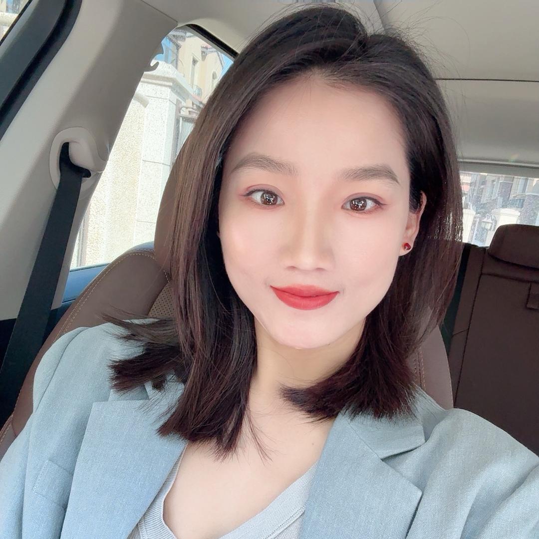 靓彩美妆集合店～刘彦宁