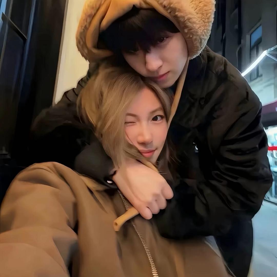 小D