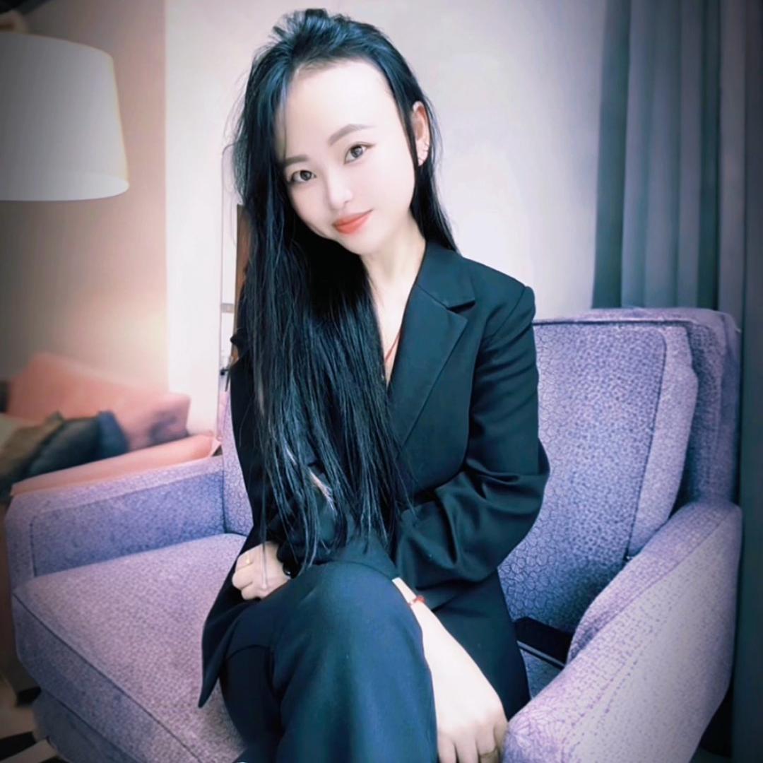 二手车销售💐小雪儿❤️