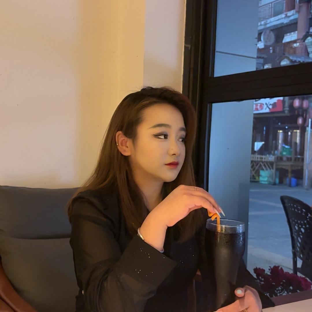 😘迷人的阿青😘