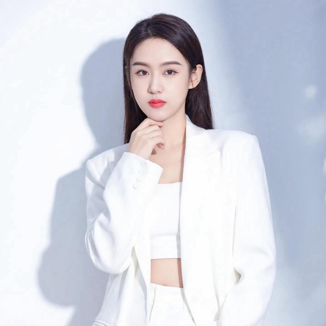 中泥坊平定店|双眼皮 眉型设计