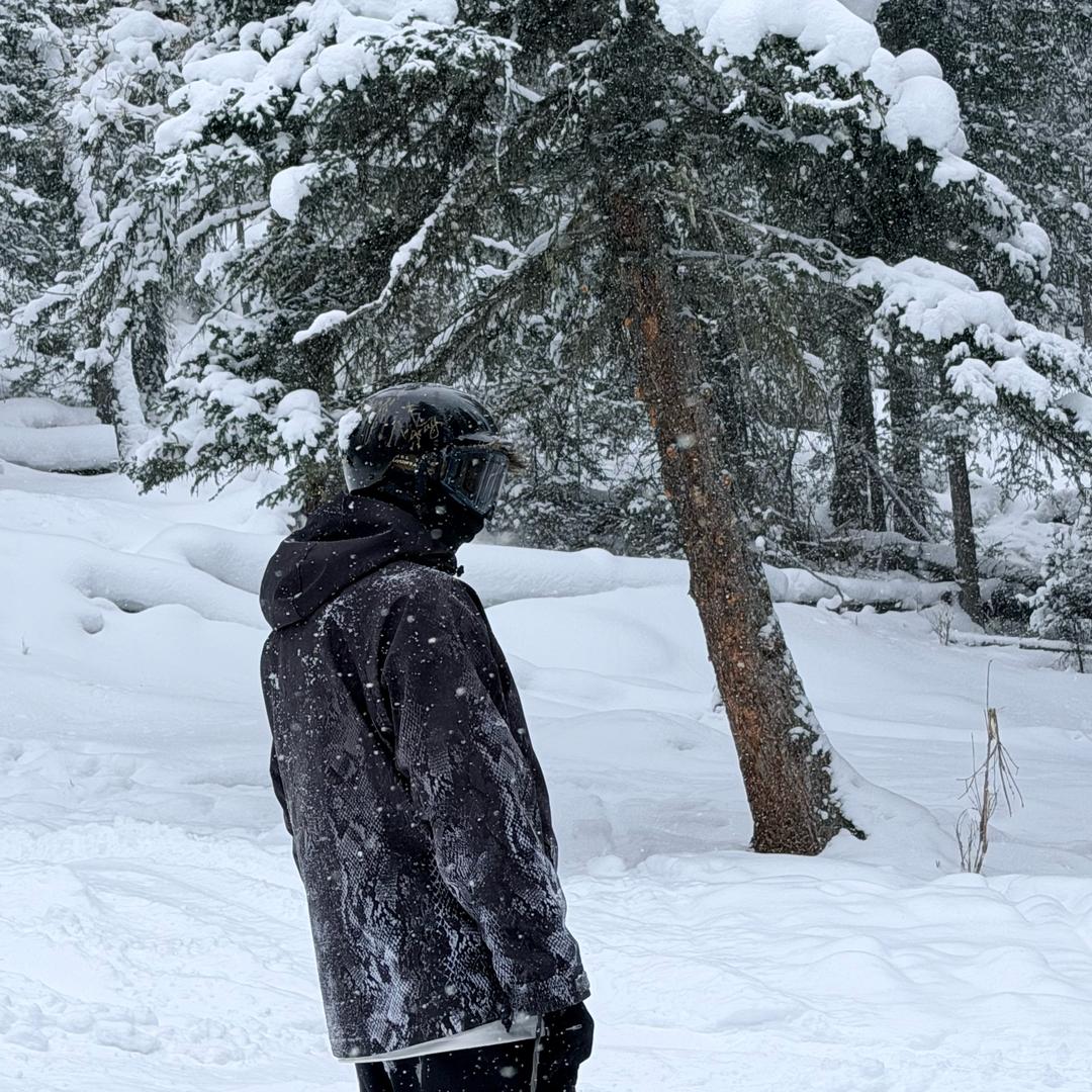 FTm_皮皮（可可托海）