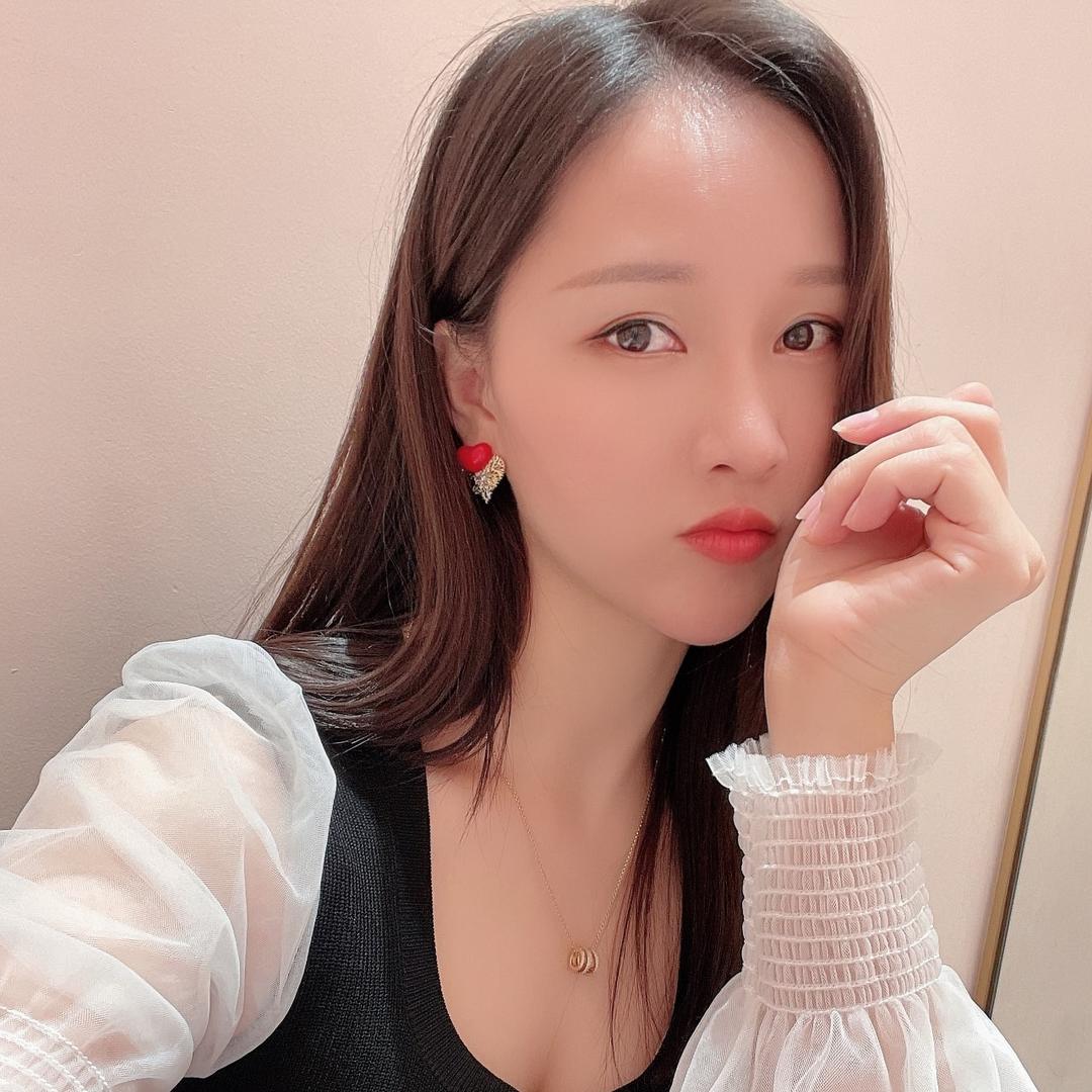唐唐女装穿搭