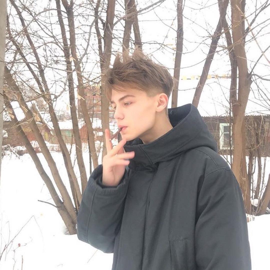 🧸一条红鲫鱼🧸