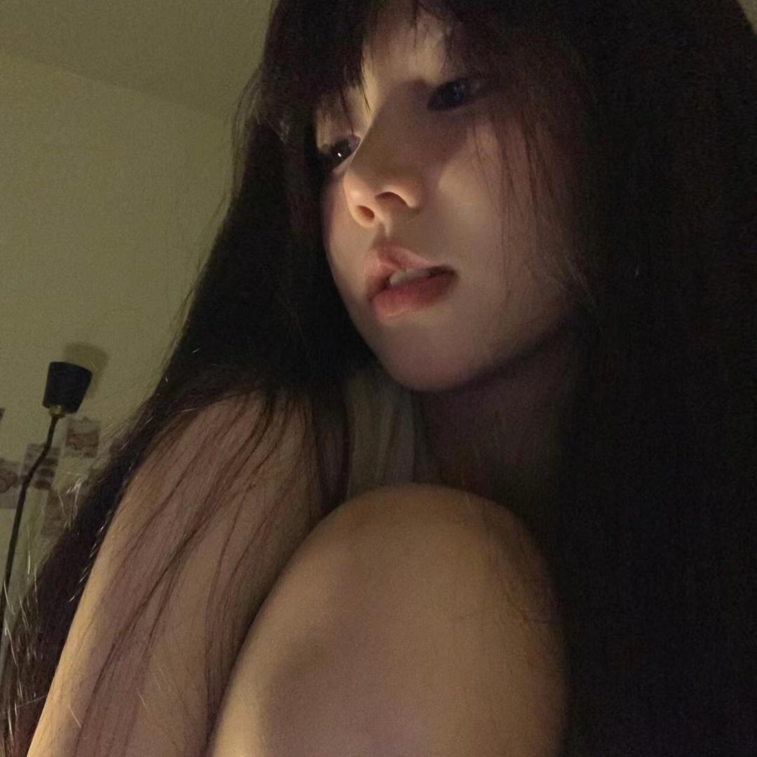 ViVi 凤凤🍧