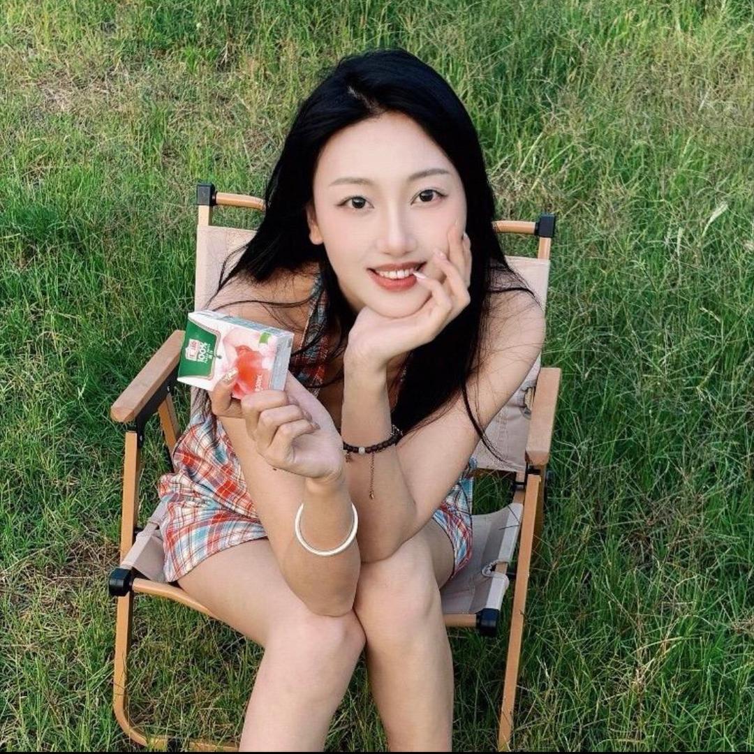 草莓红🍓