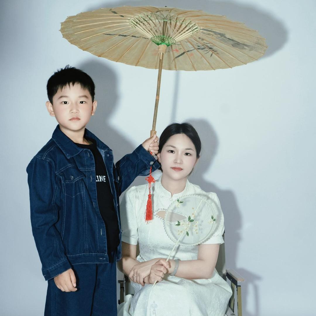 娜