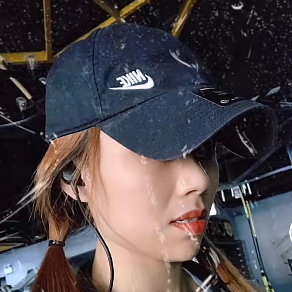 练不大的狮子🏋🏻‍♀️