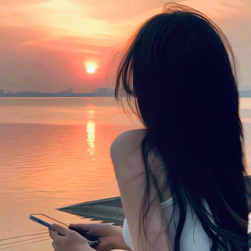 衣衣服饰
