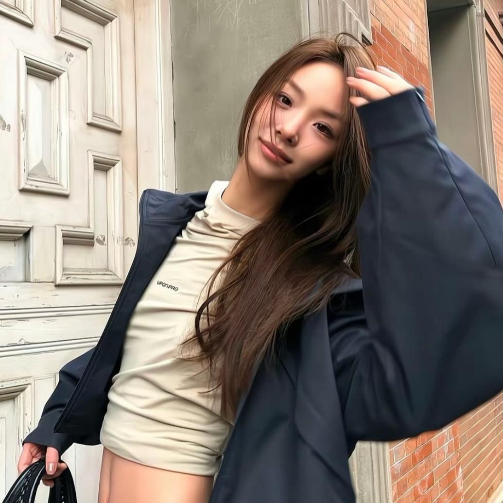 是瑶瑶吖～