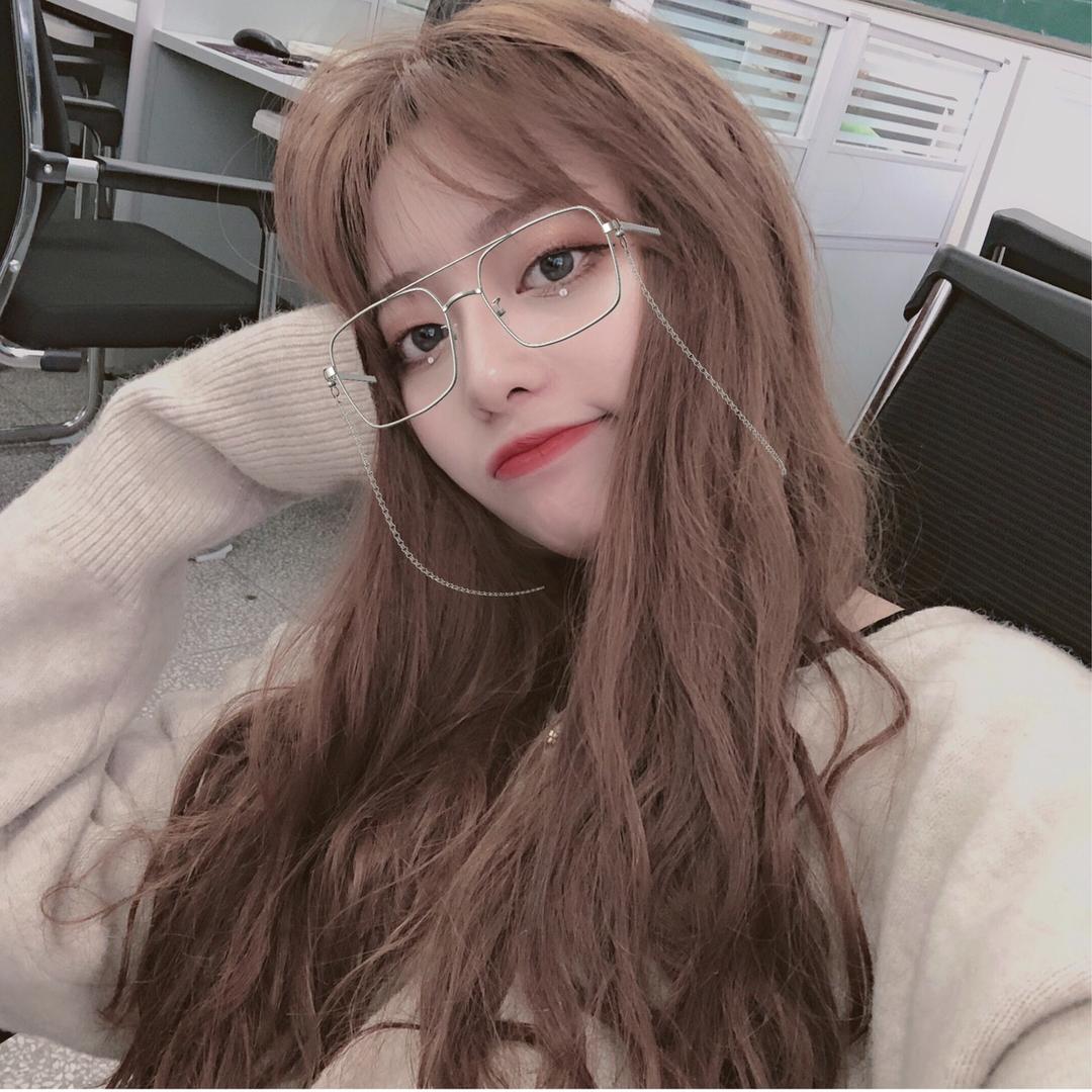 美女烦