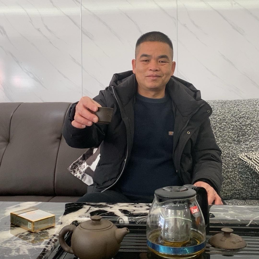 沈哥（宜州正立威家居馆）