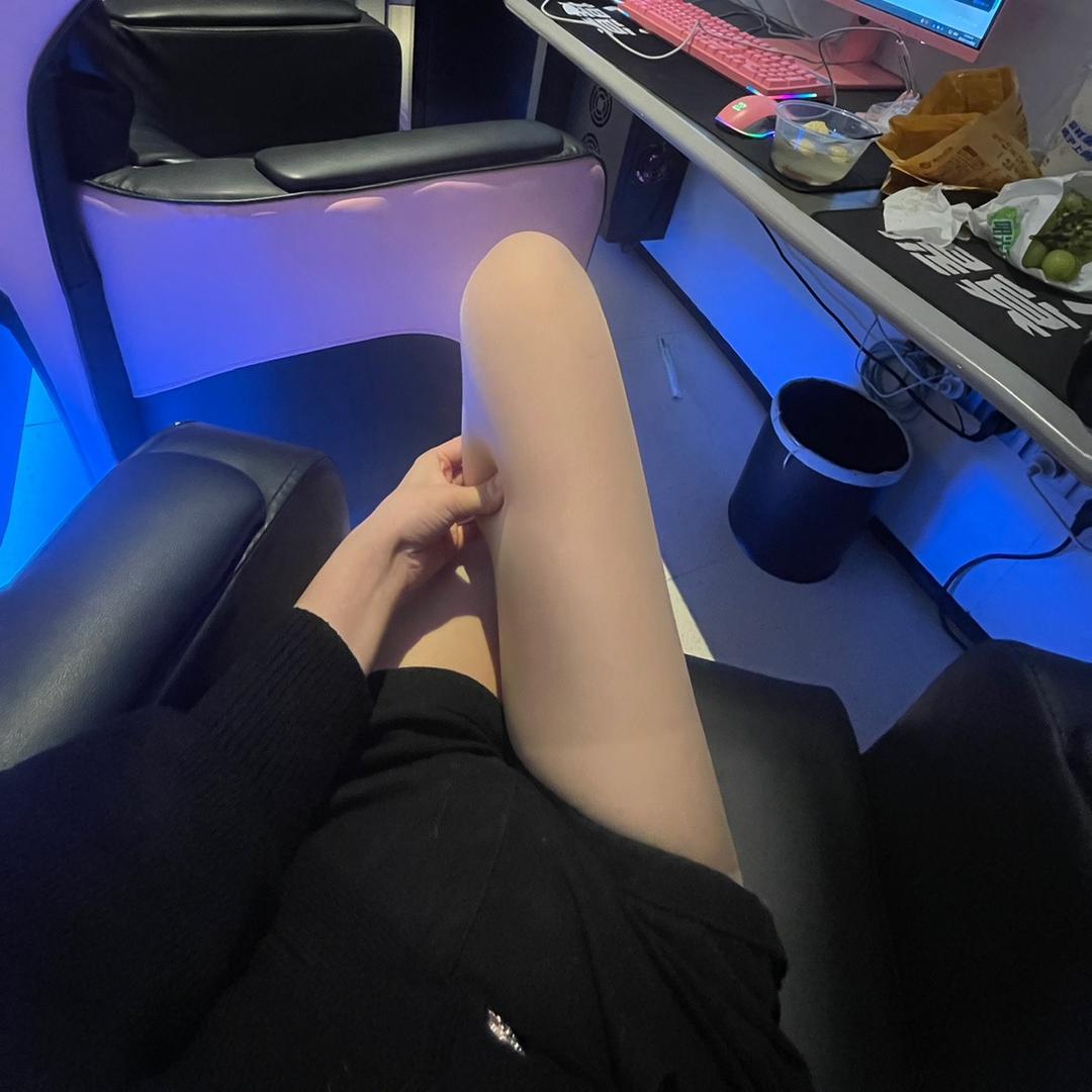 王稳健的女秘书