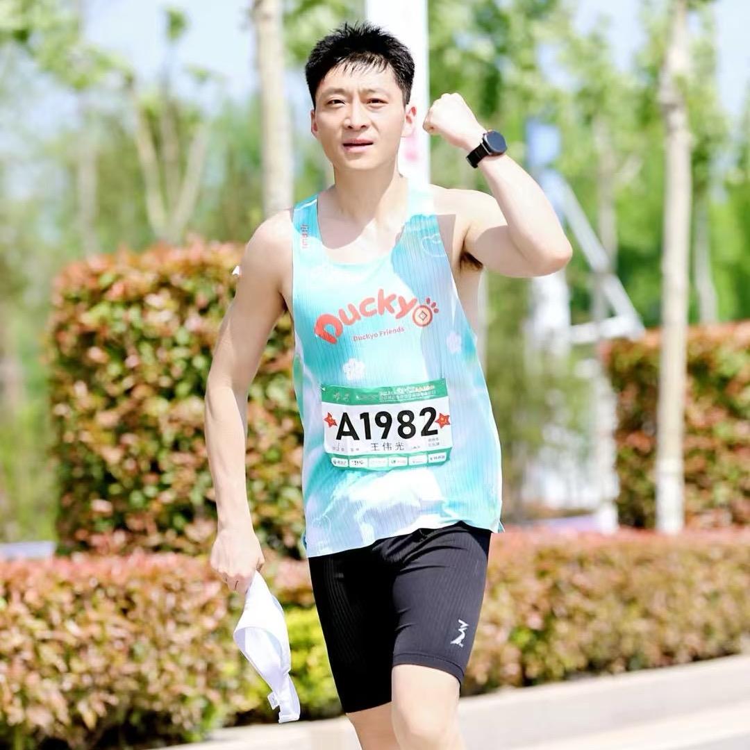 奔跑的光