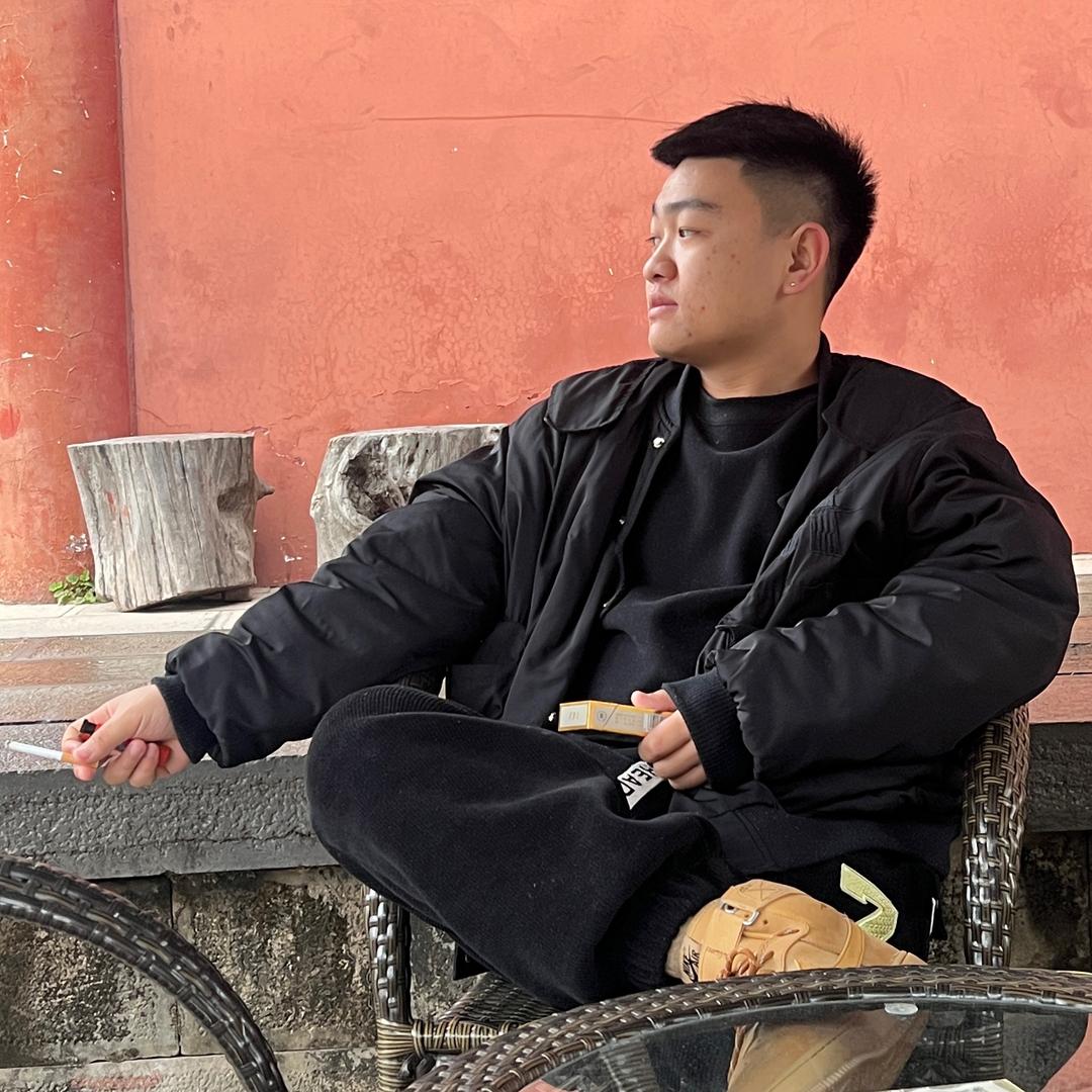 晏_伟