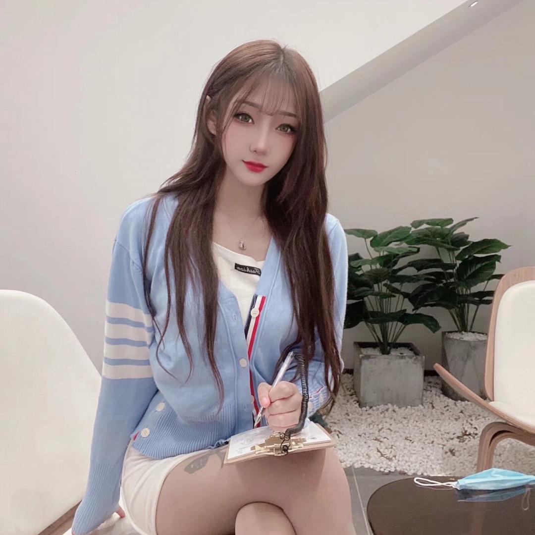 放三只狗咬你