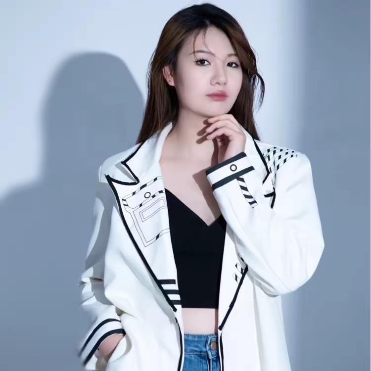 怀来阿霞婚纱-客服-韩韩
