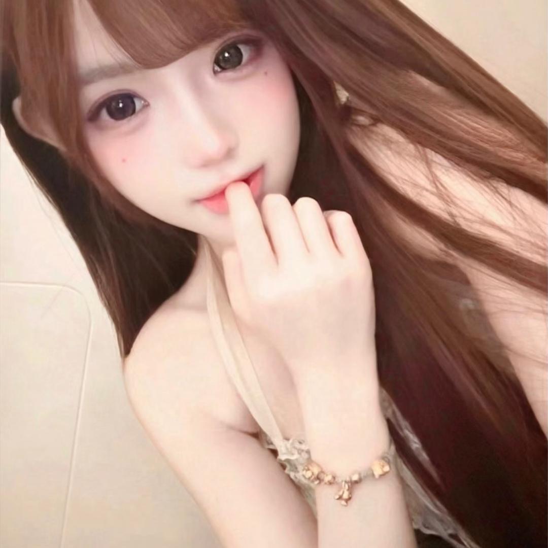 茜茜w