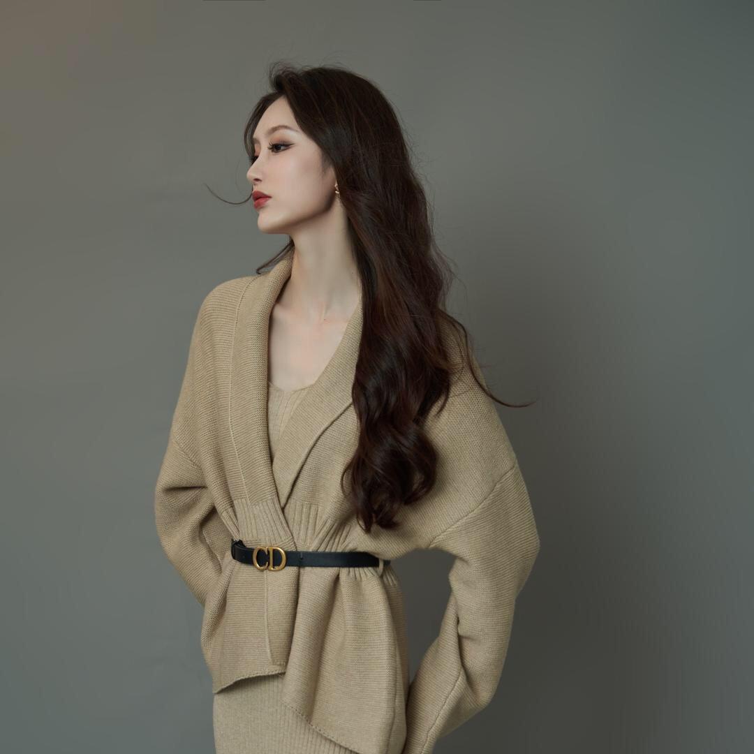 米朵Σ( ° △ °|||)︴