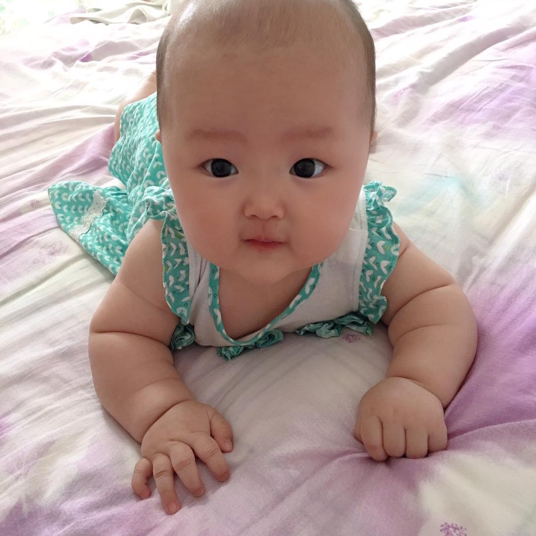 蓝天白云好邓ai xing