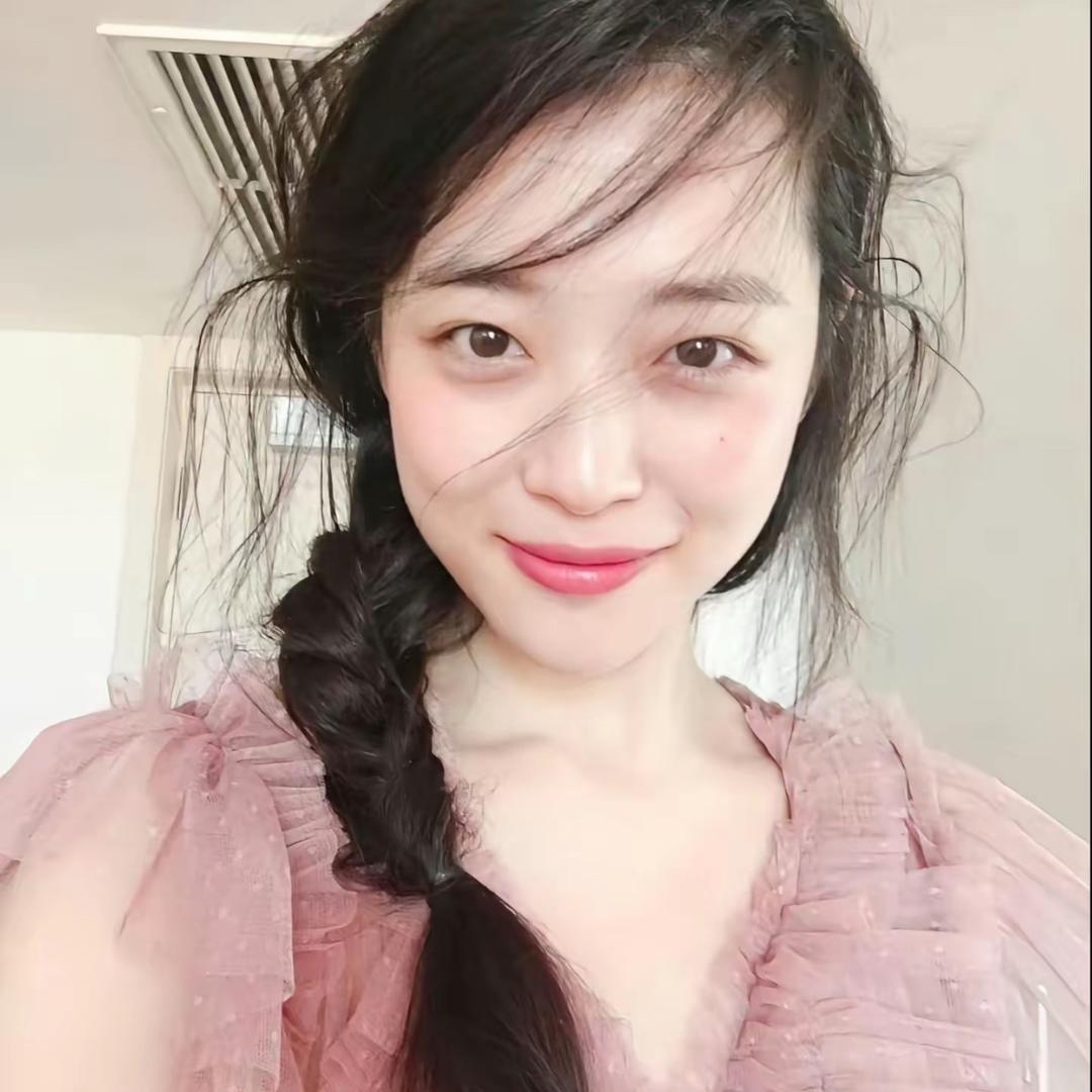 尝试巴结我吧