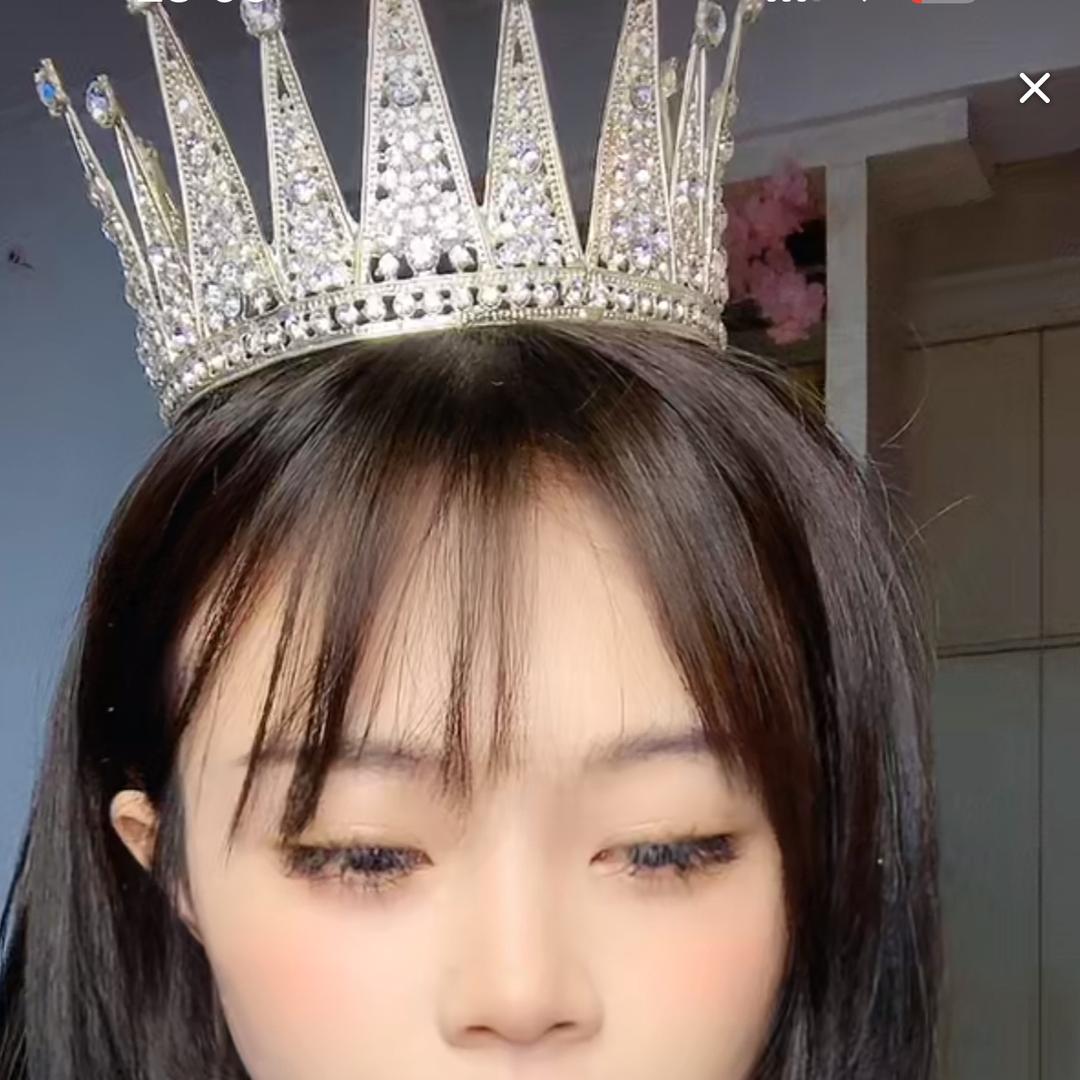 小精很哇塞