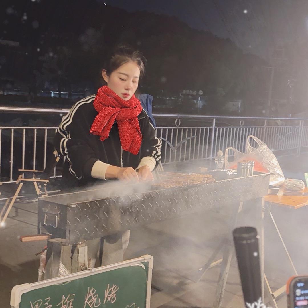 核电阿莲2元鲜肉烧烤