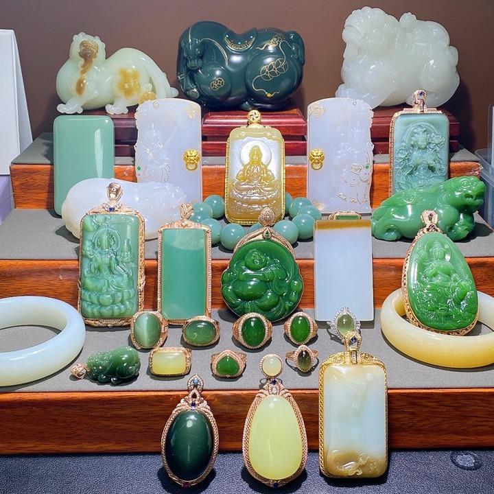 牧德凡刻−精品和田玉