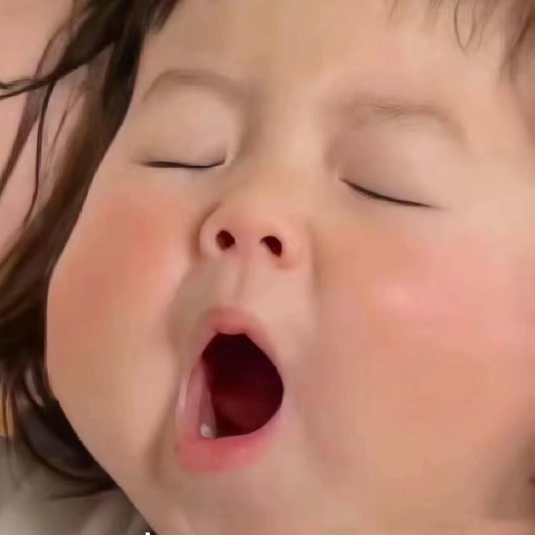-每天都好困^