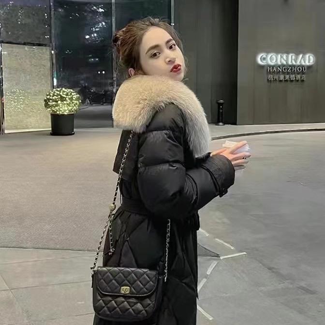 巩留月亮女神店