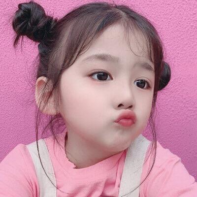 萌萌童装工厂店