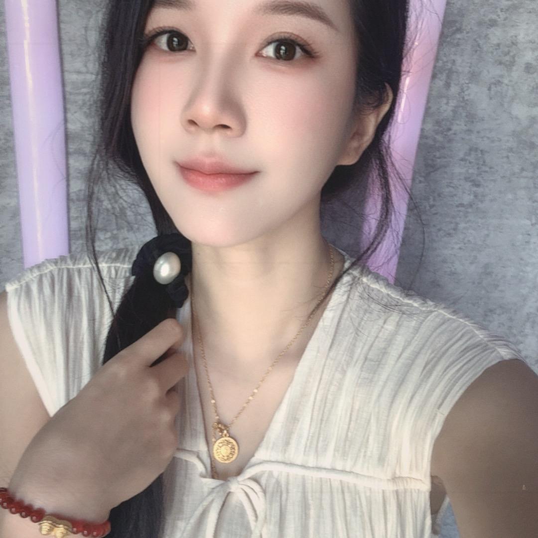 蓝田小区楼上（按个肩颈）