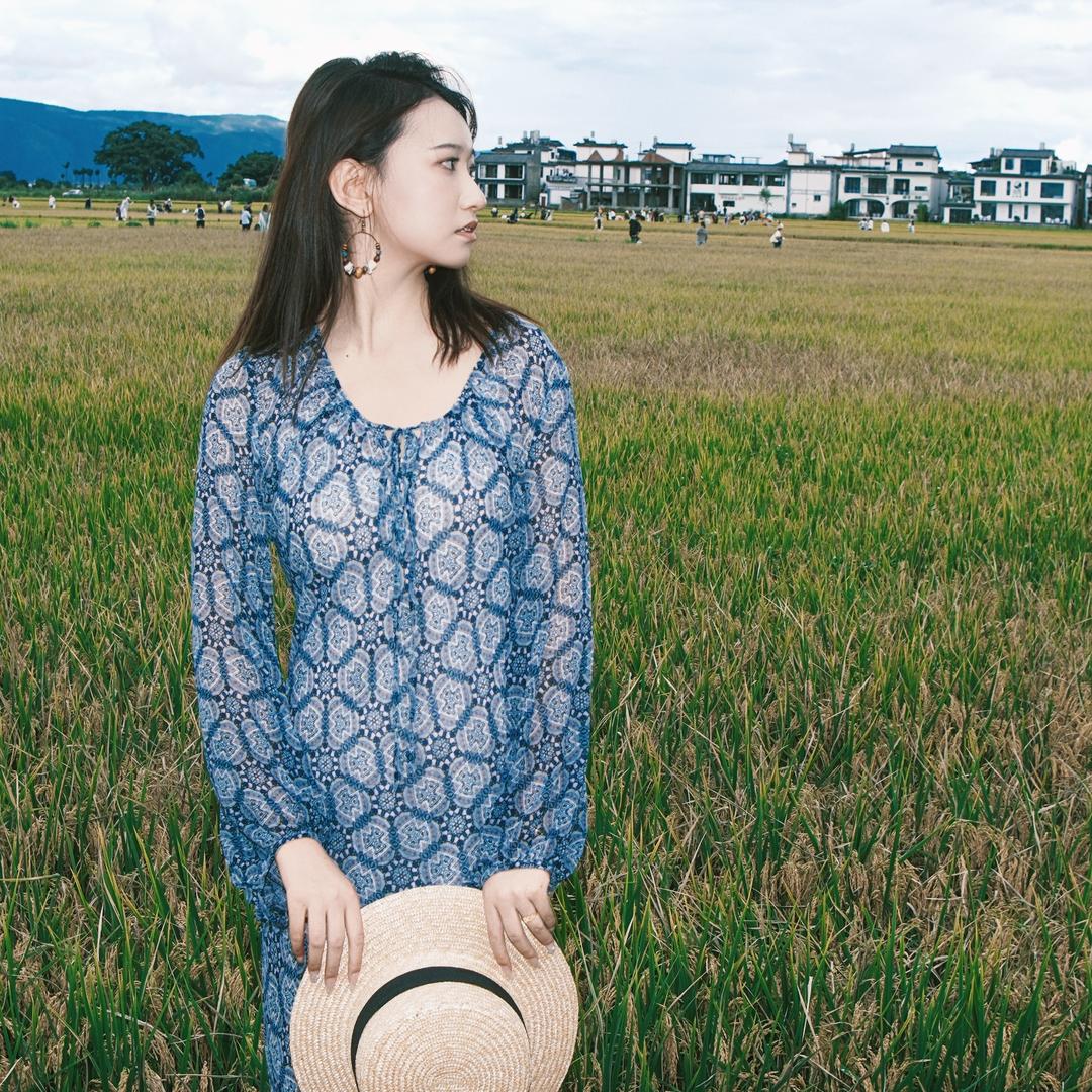 李哈哈_
