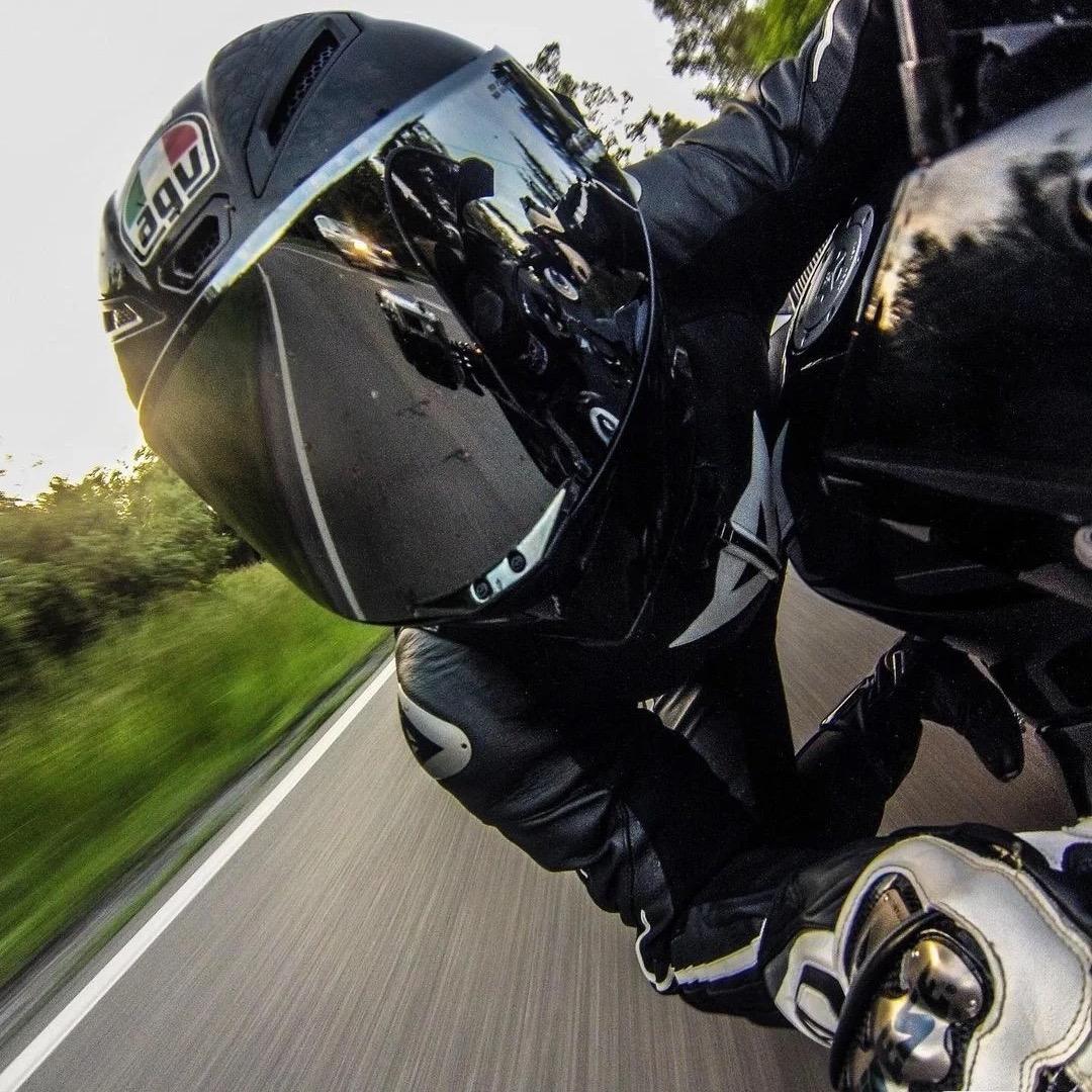 设计师 ｜ 阿Z（接代画）