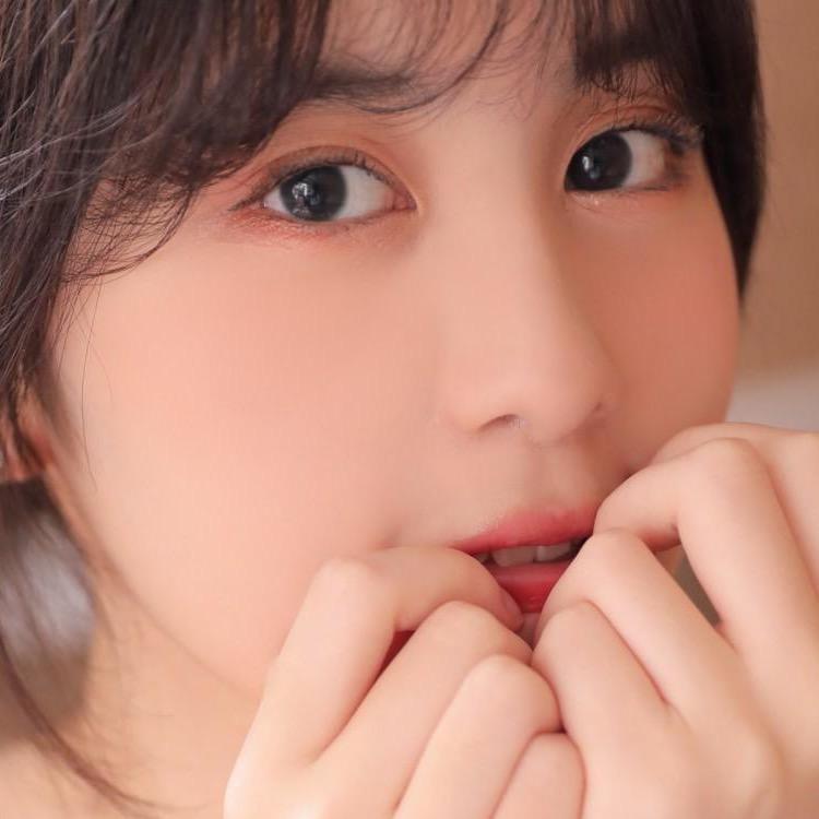 做招聘的小姐姐