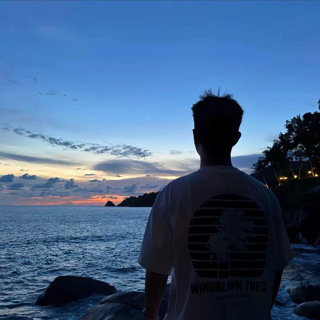 ༺ۣۣۖۖ༒空白剧本༻