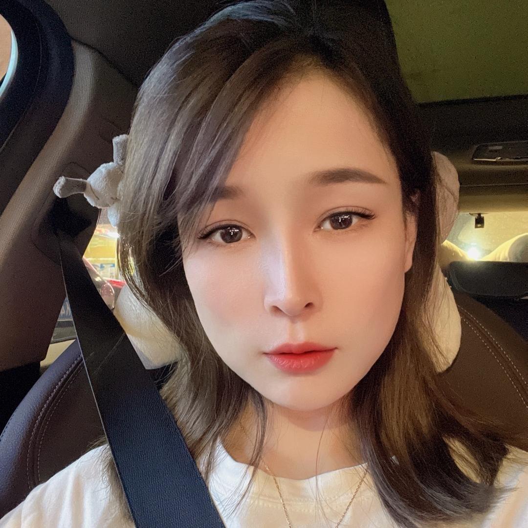 珊珊💋