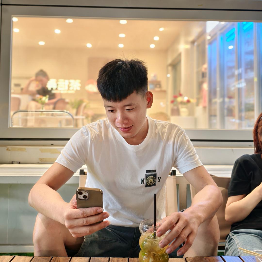 廉 江  。黄宗泽