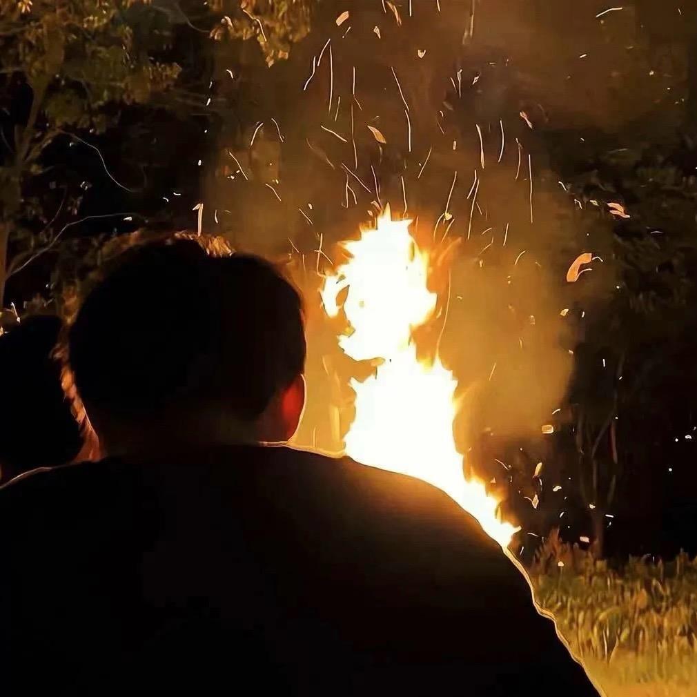 ༀ阿勇💋〖朋友圈〗